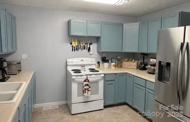 $150,000 | 220 East Catawba Avenue, Mount Holly, NC 28120