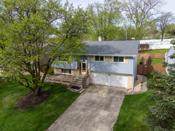 $3,500 | 15222 Huntington Court, Orland Park, IL 60462