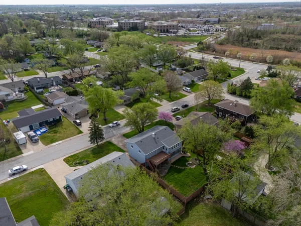 $3,500 | 15222 Huntington Court, Orland Park, IL 60462