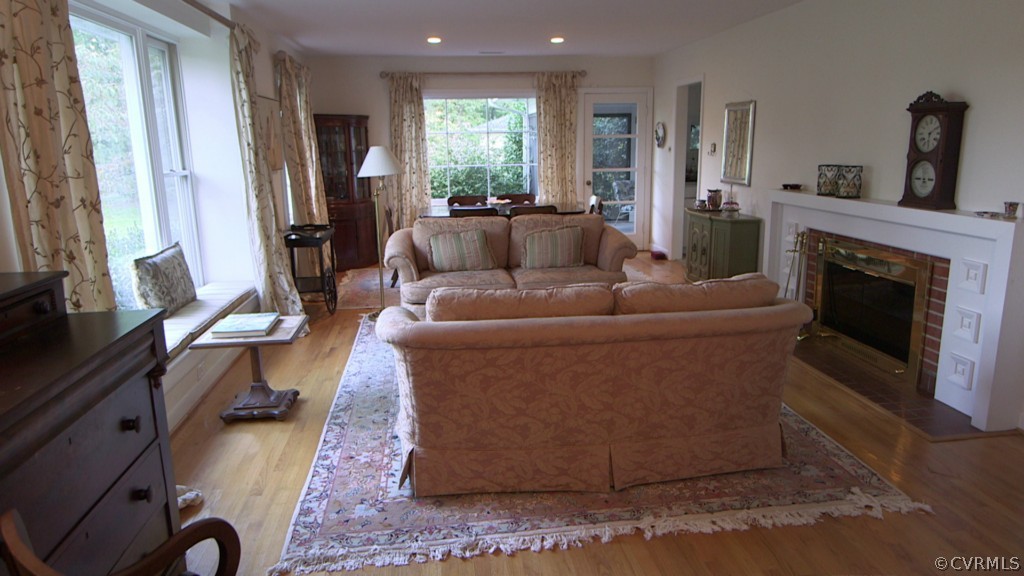 7162 Club Road Henrico, VA 23228 - Photo 6 of 24 Gallery Image 6