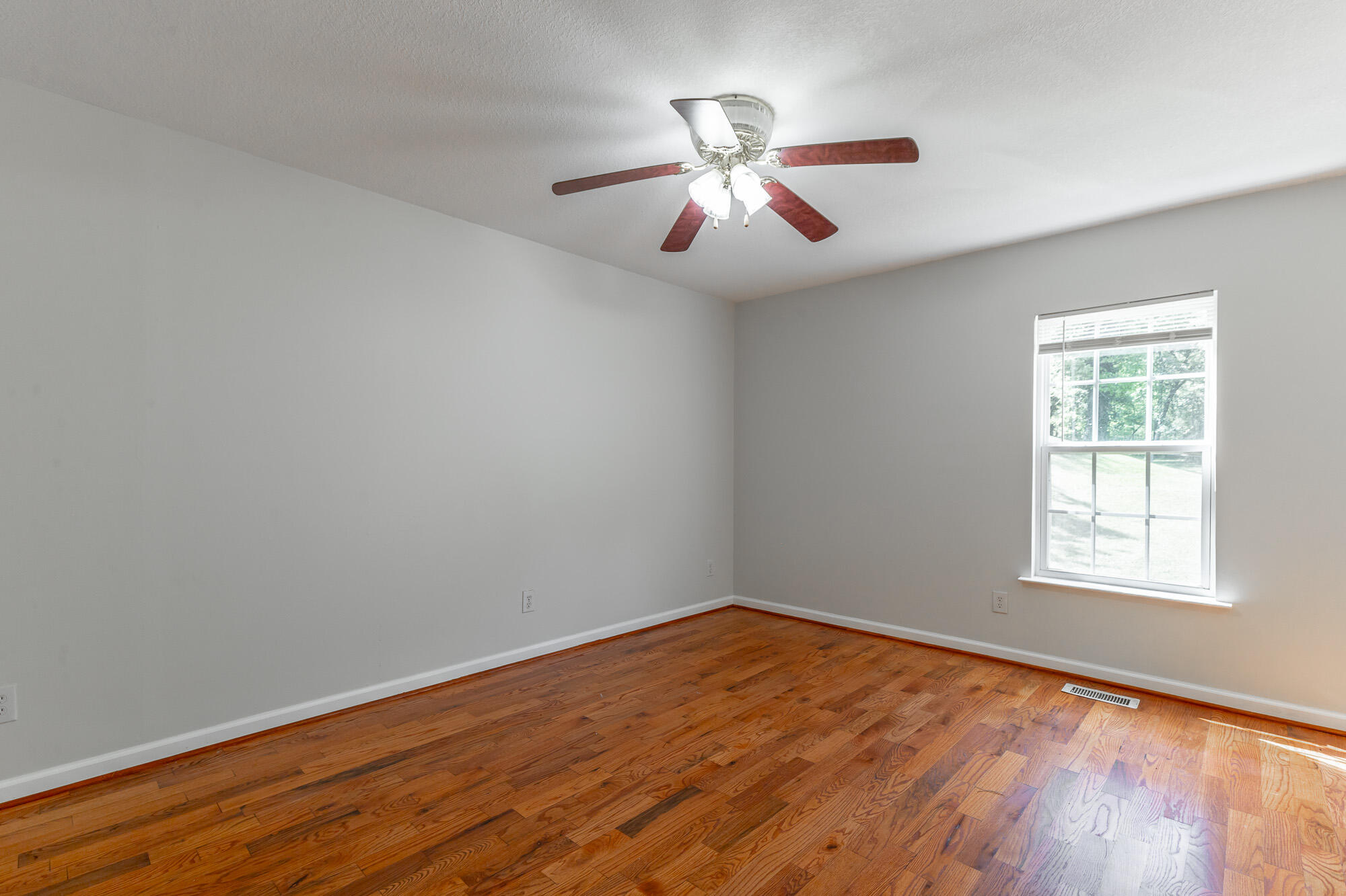 957 Lower Mill Road Hixson, TN 37343 - Photo 26 of 74 957 Lower Mill Road HD-40