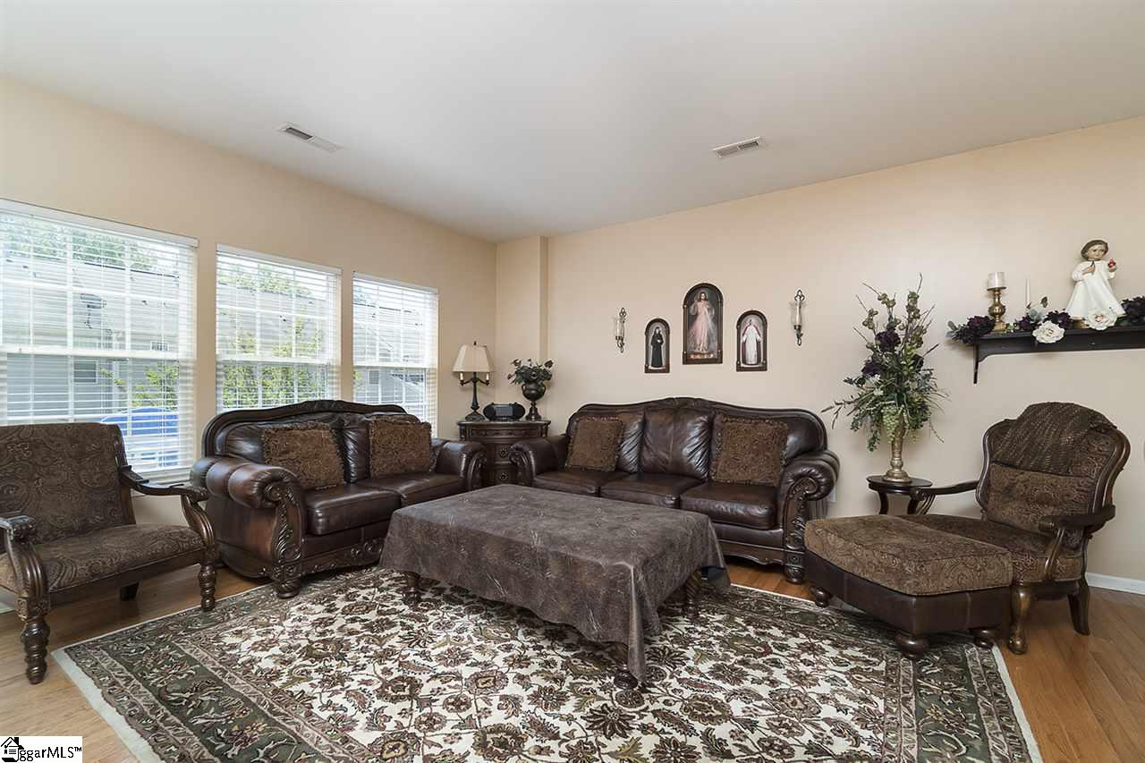 117 Sylvan Oak Way Simpsonville, SC 29681 - Photo 4 of 28