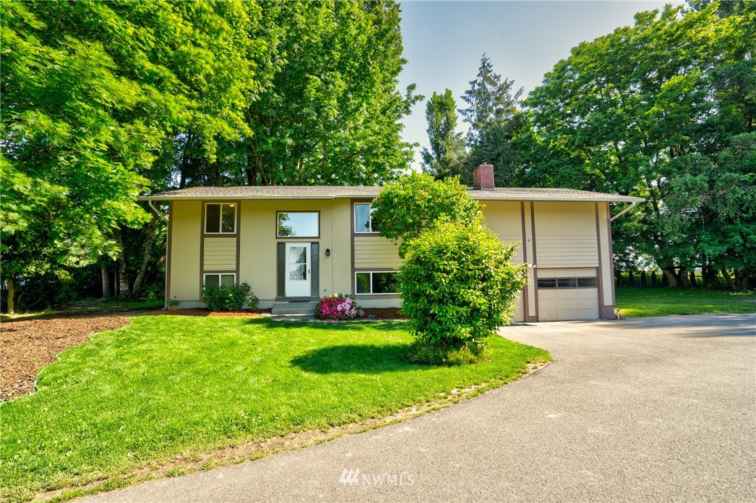 12633 Markwood Road Burlington, WA 98233 - Photo 2 of 25 Gallery Image 2