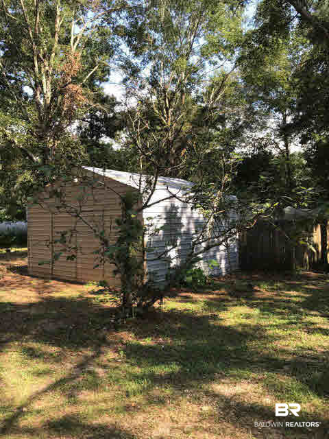 24690 Powell Lane Loxley, AL 36551 - Photo 13 of 39 Shed . Workshop