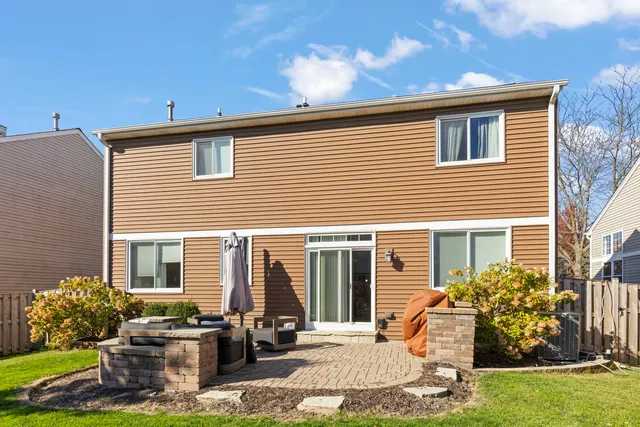 $465,000 | 2723 Rosehall Lane, Aurora, IL 60503