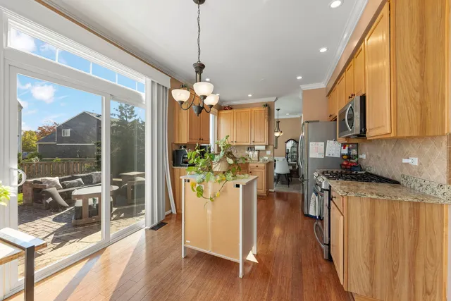 $465,000 | 2723 Rosehall Lane, Aurora, IL 60503