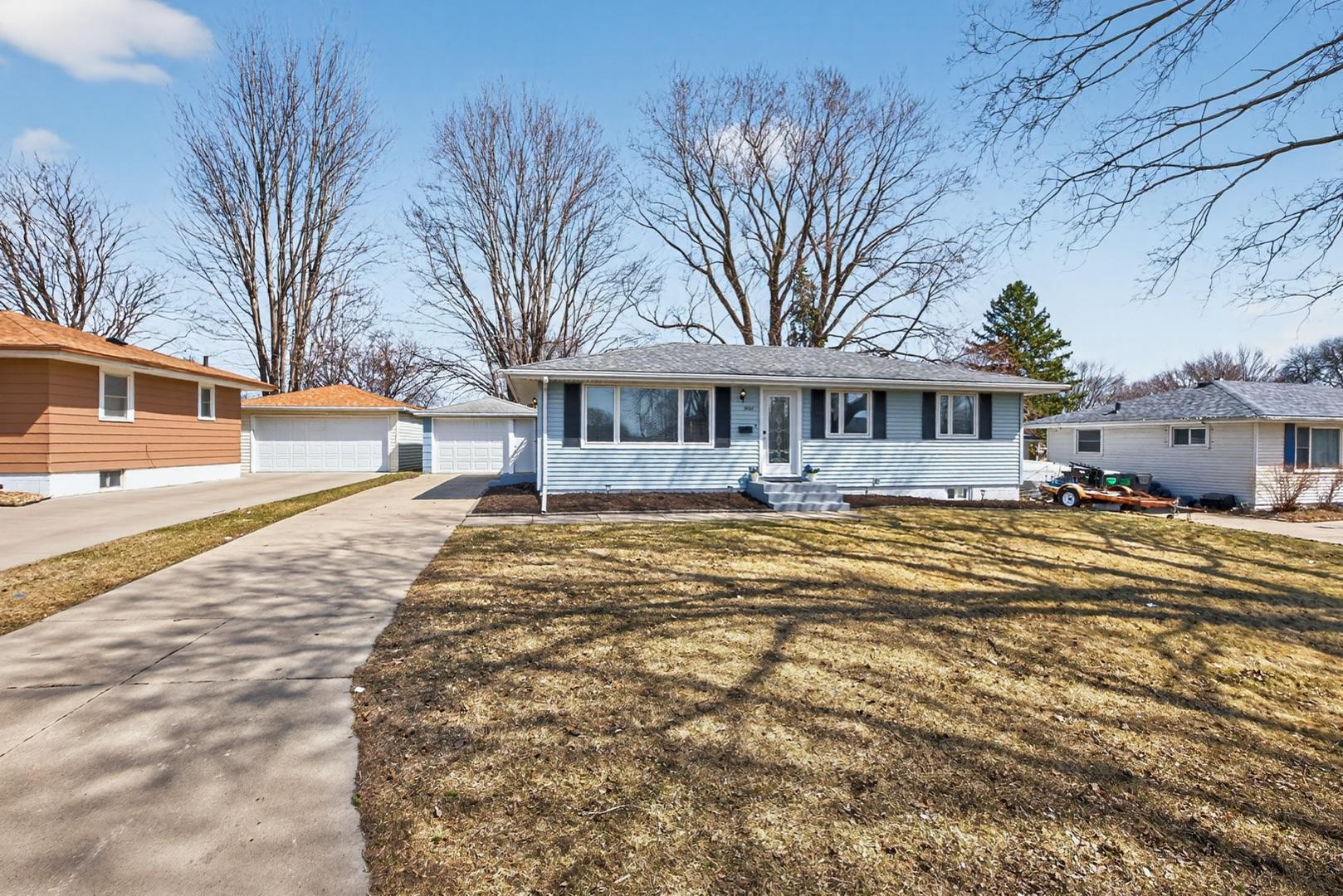 3534 21st Avenue Northwest Rochester, MN 55901 - Photo 2 of 19