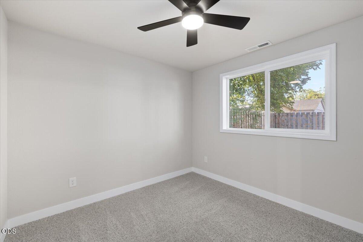 338 Joseph Street Central Point, OR 97502 - Photo 15 of 25 Gallery Image 15