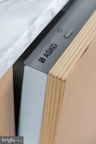 $1,600,000 | 7605 Greenspring Avenue, Pikesville, MD 21208