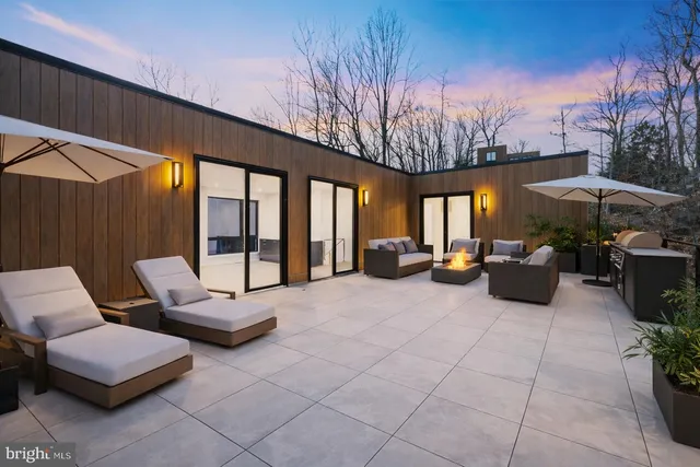 $1,600,000 | 7605 Greenspring Avenue, Pikesville, MD 21208