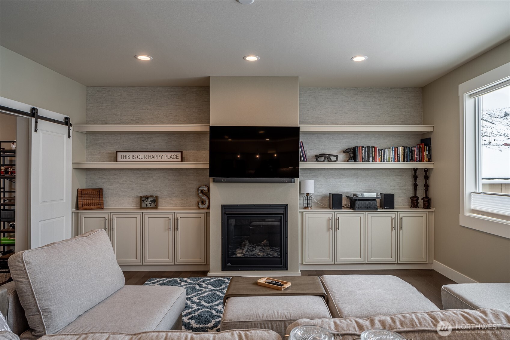 400 Spring View Place Chelan, WA 98816 - Photo 13 of 37 Gallery Image 13