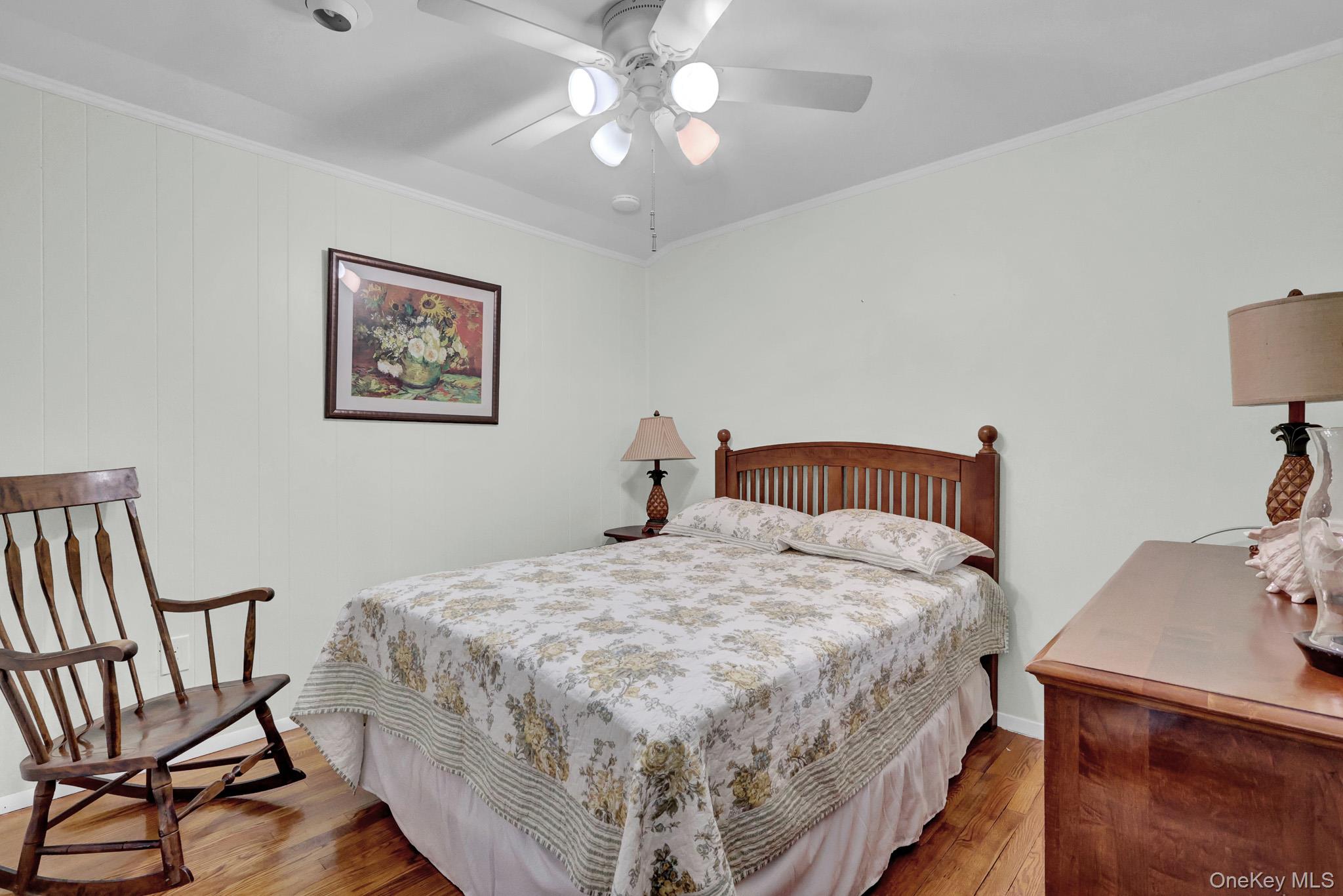 121 Old Field Road Huntington, NY 11743 - Photo 28 of 38 The Apartment bedroom with hardwood floors.