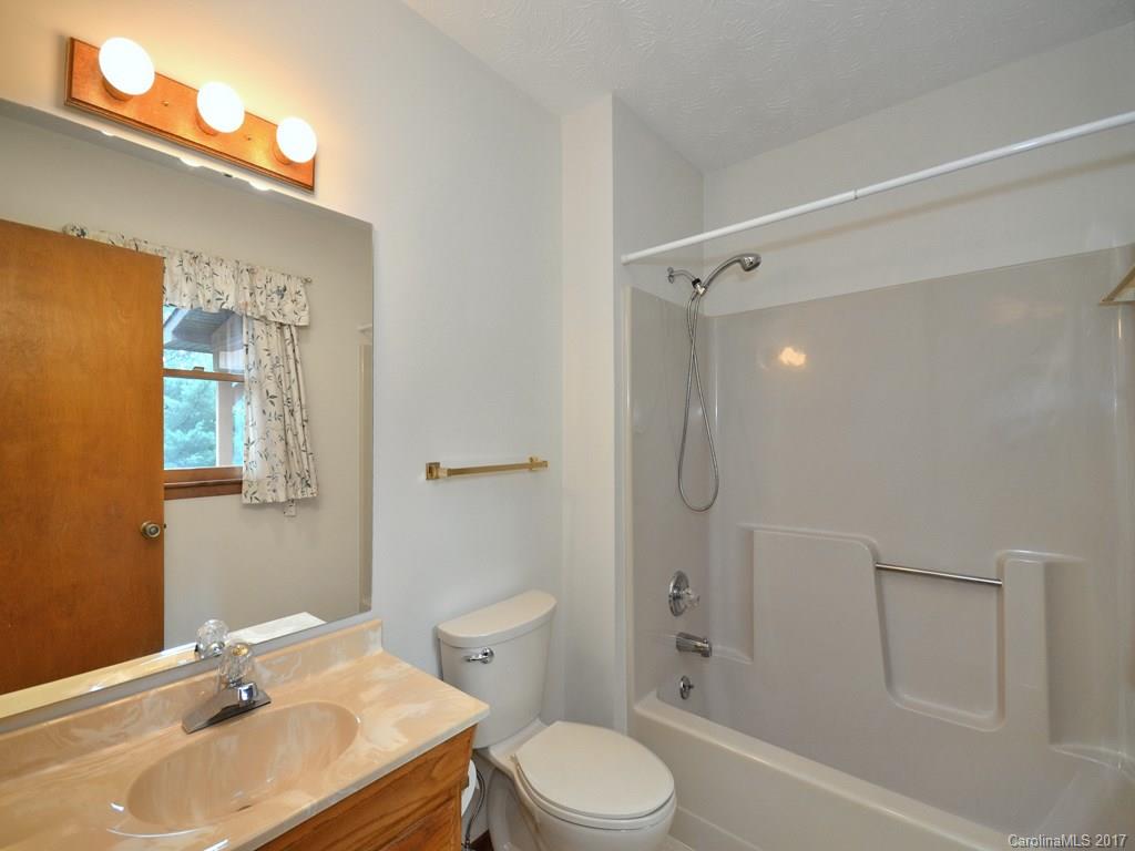 100 Ingram Loop Clyde, NC 28721 - Photo 11 of 20