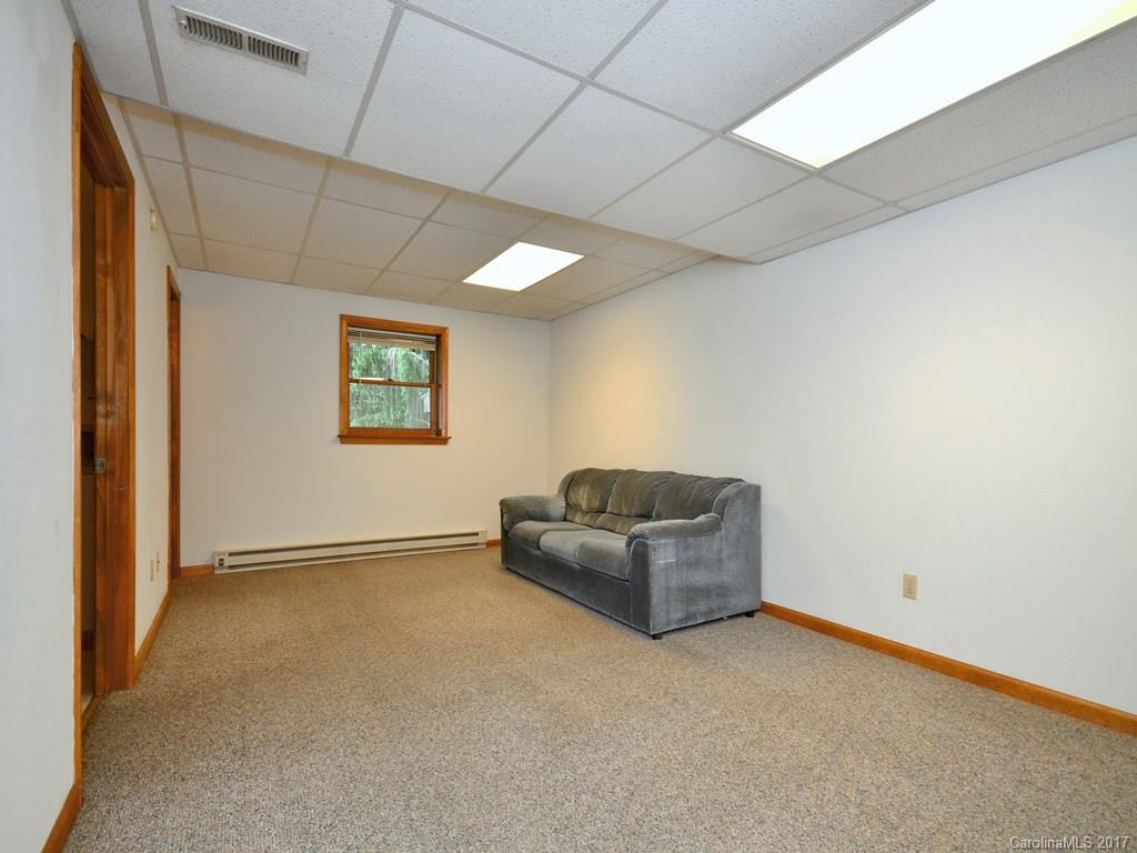 100 Ingram Loop Clyde, NC 28721 - Photo 14 of 20