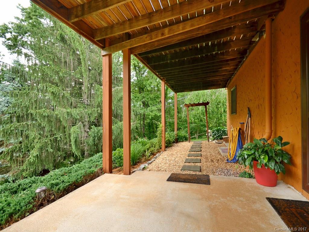 100 Ingram Loop Clyde, NC 28721 - Photo 18 of 20