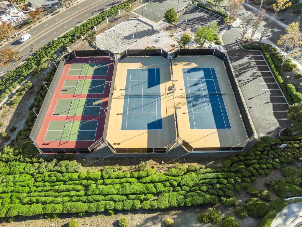 1 Corte Rossa Lake Elsinore, CA 92532 - Photo 48 of 48 Pickle ball courts and basket ball courts