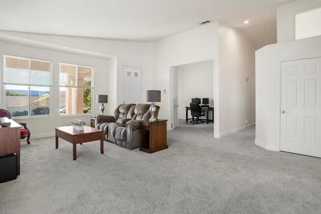 $625,000 | 1 Corte Rossa, Lake Elsinore, CA 92532