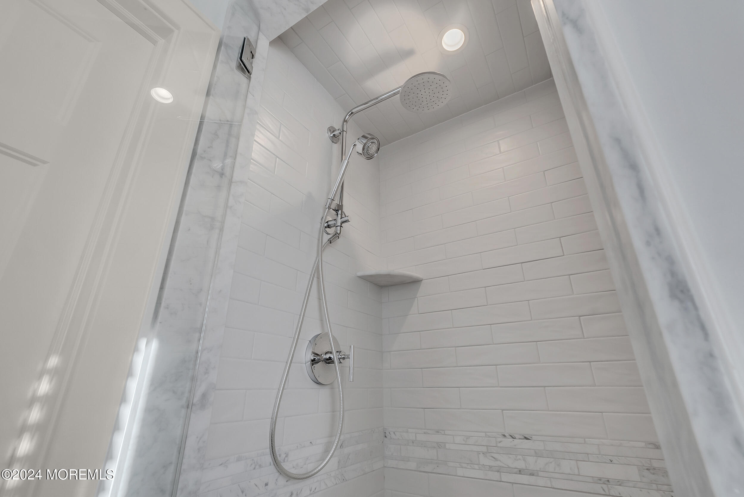 48 5th Street Highlands, NJ 07732 - Photo 24 of 58 049