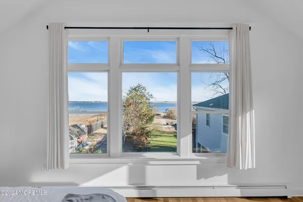 $5,800 | 48 5th Street, Highlands, NJ 07732