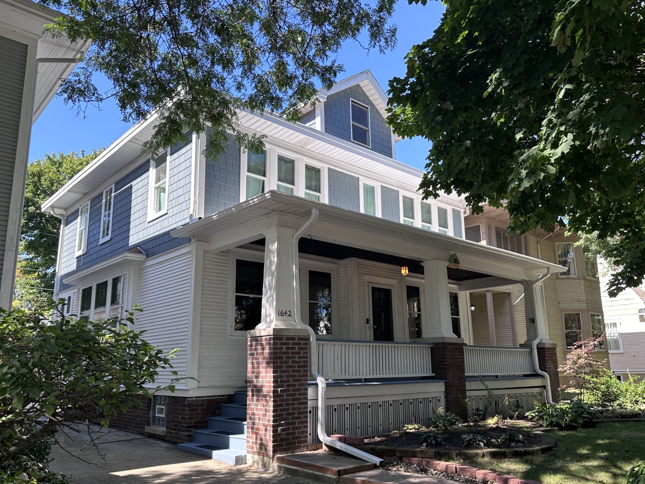 1642 Wisconsin Avenue Racine, WI 53403 - Photo 1 of 1 Photo 43
