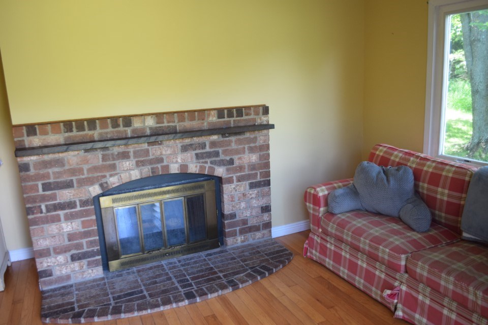 4870 South Meridian Road Mount Pleasant, MI 48858 - Photo 6 of 30 1872547-5.JPG