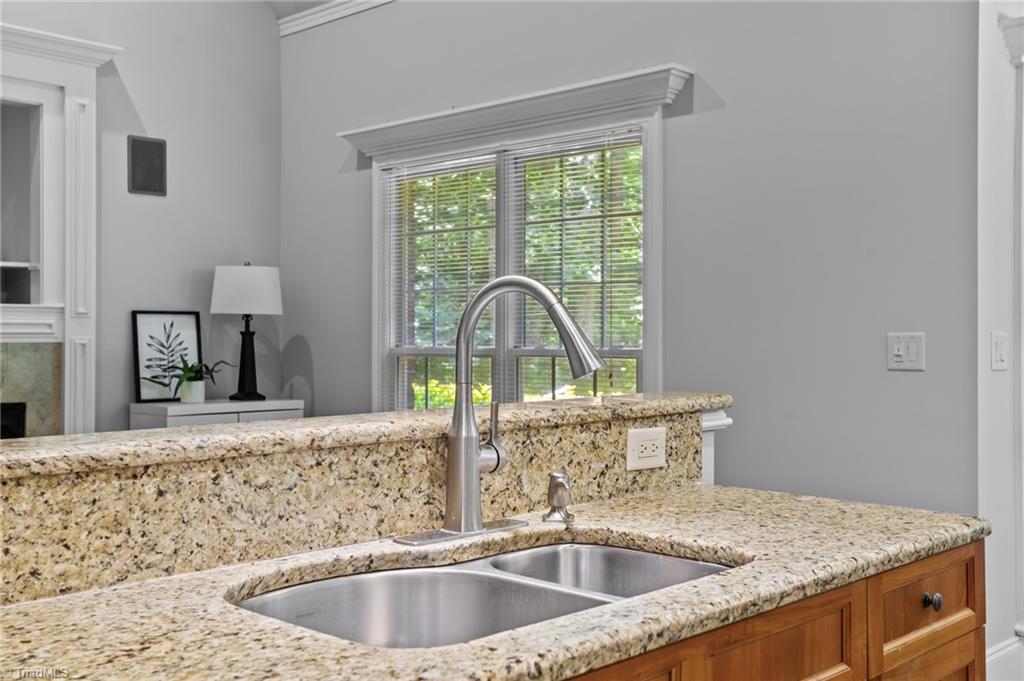 6101 Bar Court Oak Ridge, NC 27310 - Photo 11 of 49