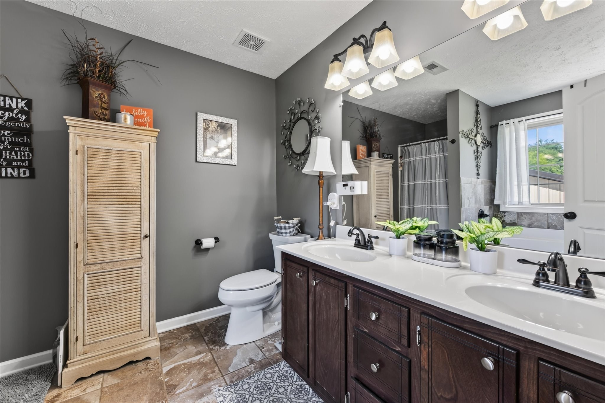1194 Old Mack Road Clarksville, TN 37040 - Photo 24 of 59 Gallery Image 24