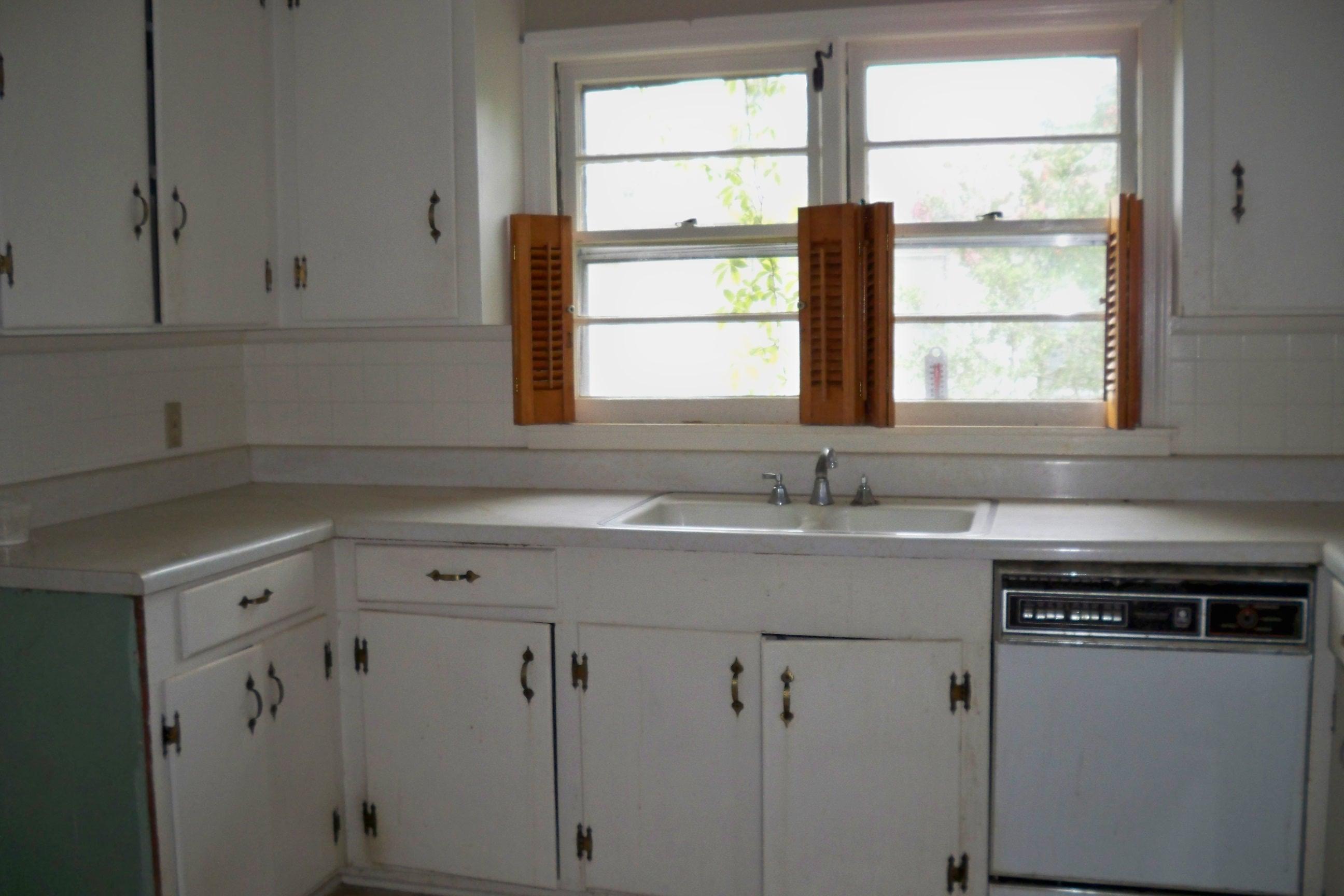 903 3rd Street West Hampton, SC 29924 - Photo 2 of 10 903 3RD ST 013