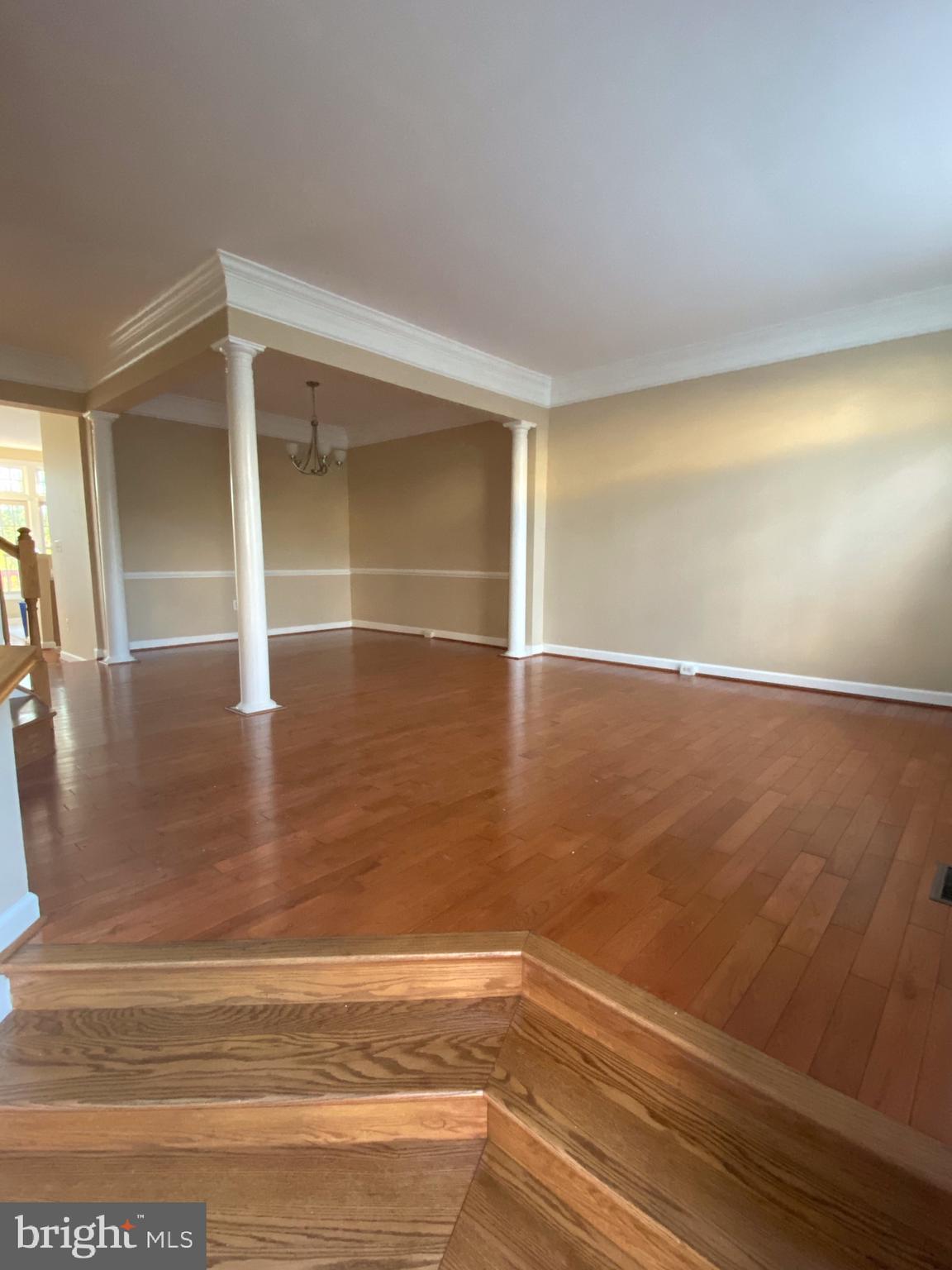 6284 Levi Court Springfield, VA 22150 - Photo 5 of 48