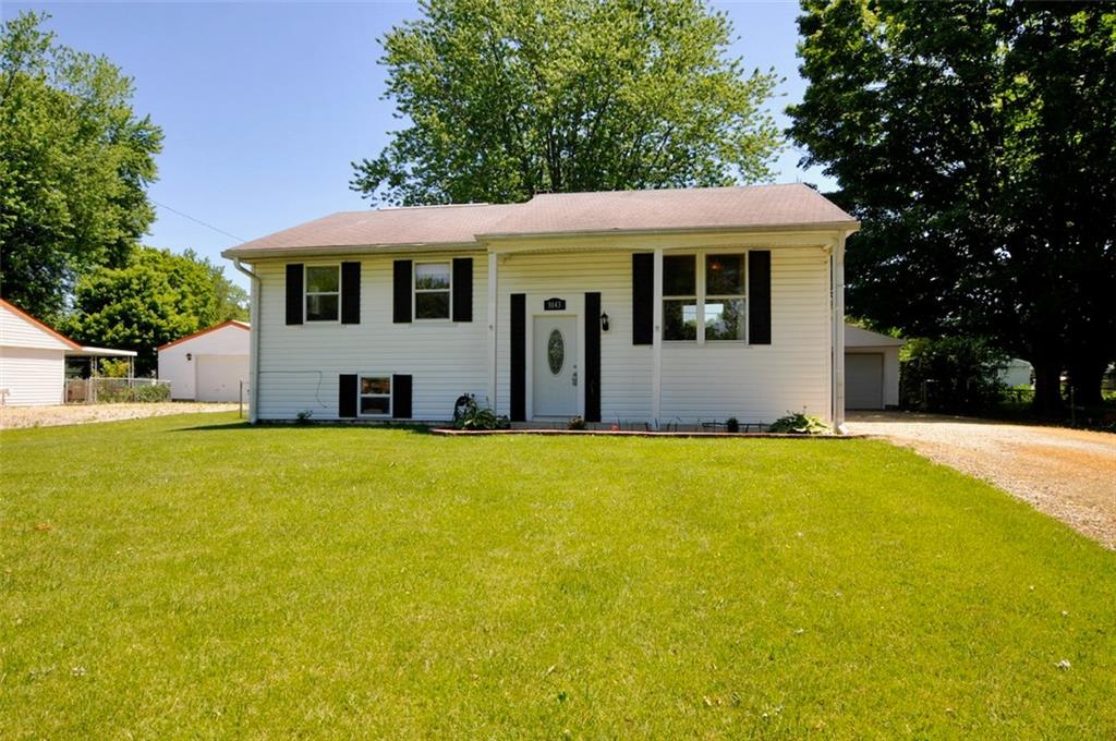 1043 Ridgetop Drive Greenwood, IN 46142 - Photo 3 of 45 Gallery Image 3