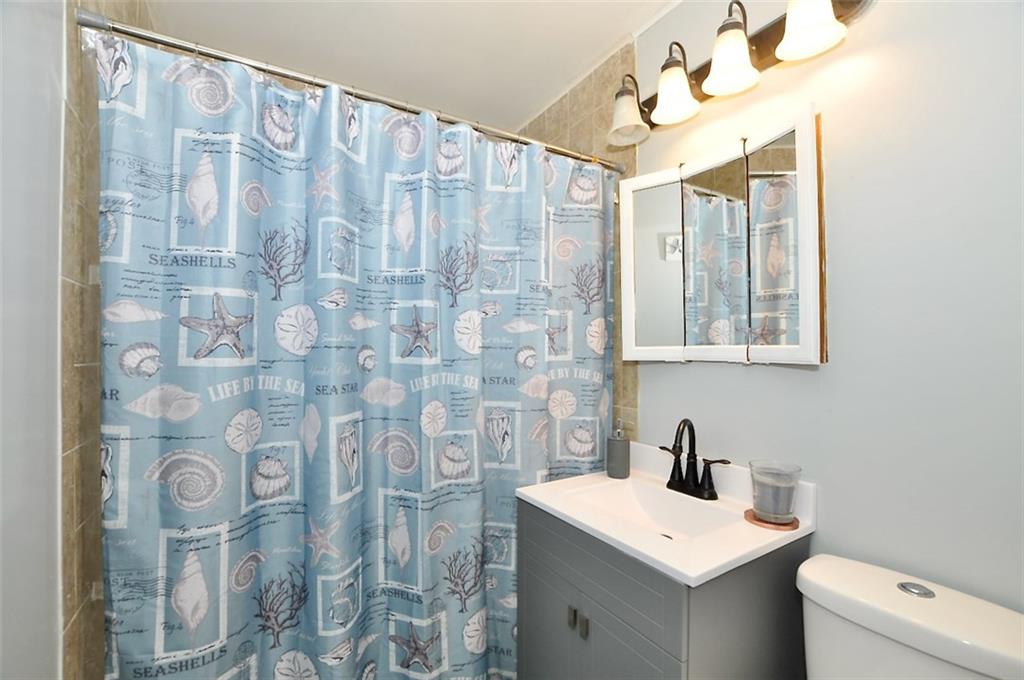 1043 Ridgetop Drive Greenwood, IN 46142 - Photo 24 of 45 Gallery Image 24