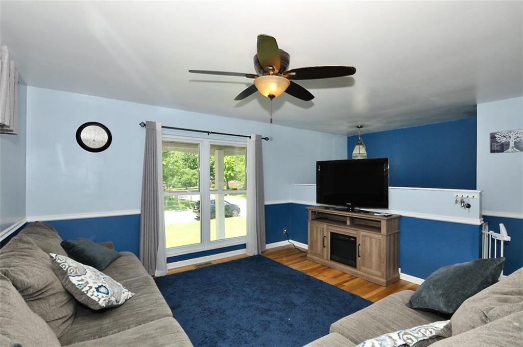 1043 Ridgetop Drive Greenwood, IN 46142 - Photo 7 of 45 Gallery Image 7