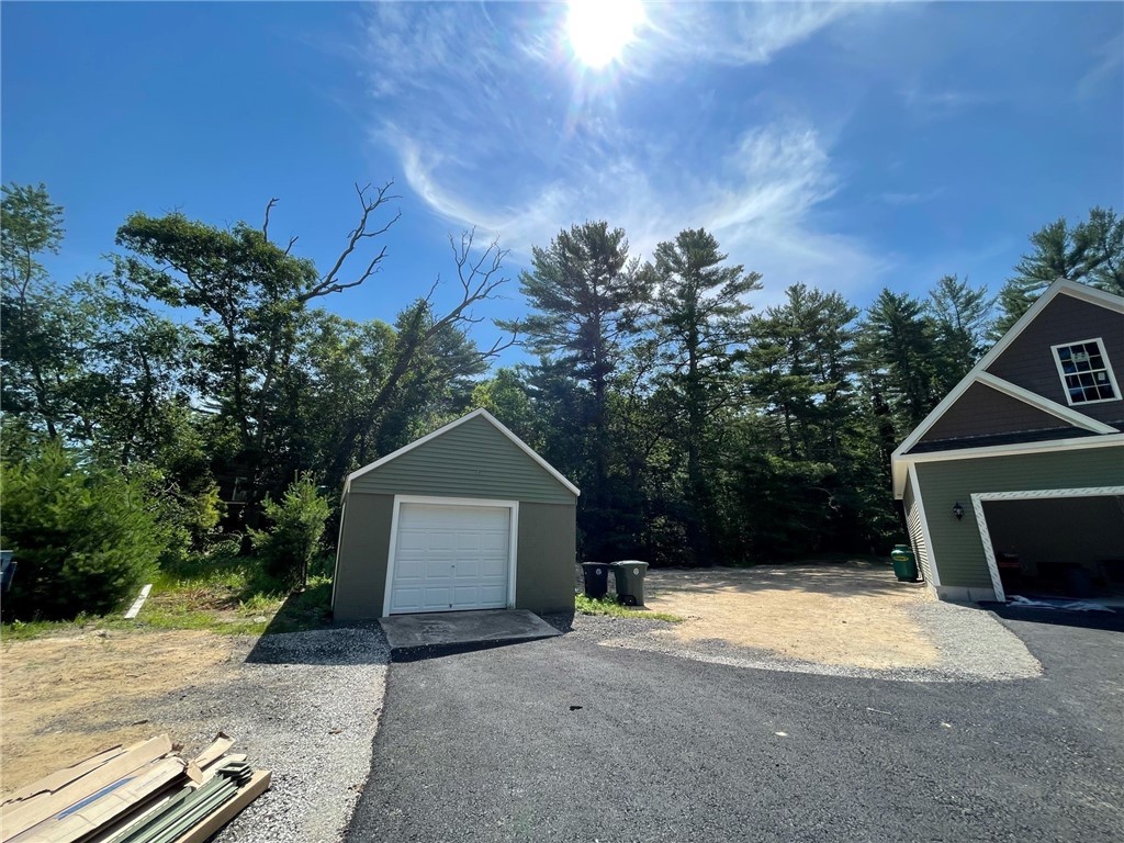 201 Shady Valley Road Coventry, RI 02816 - Photo 9 of 21