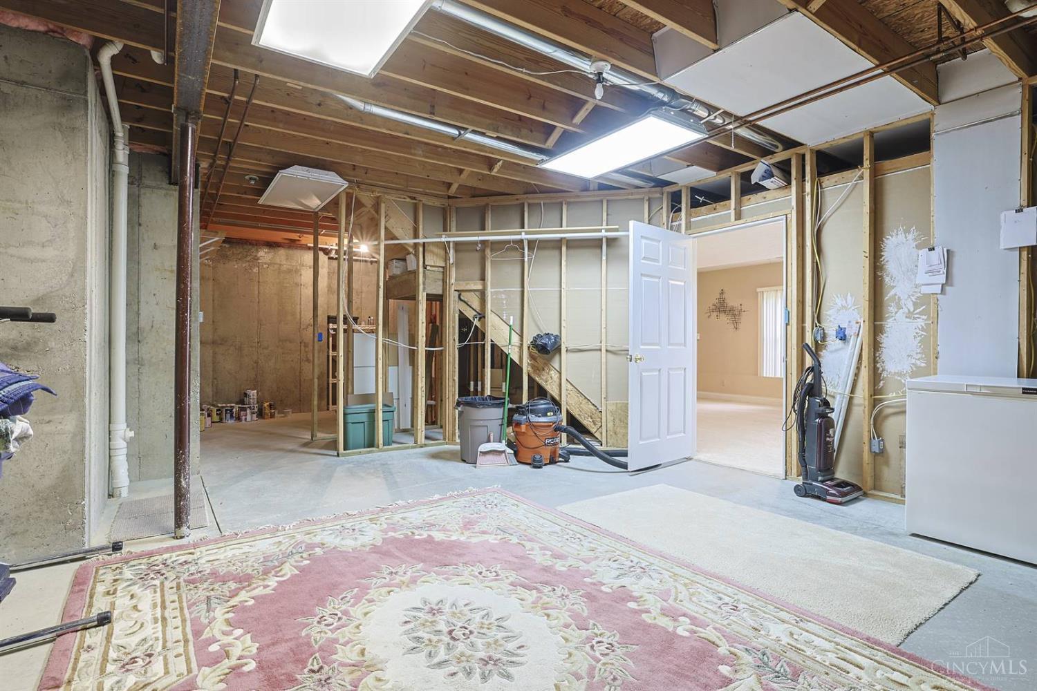 6184 Mullen Road Cincinnati, OH 45247 - Photo 32 of 49 Gallery Image 32