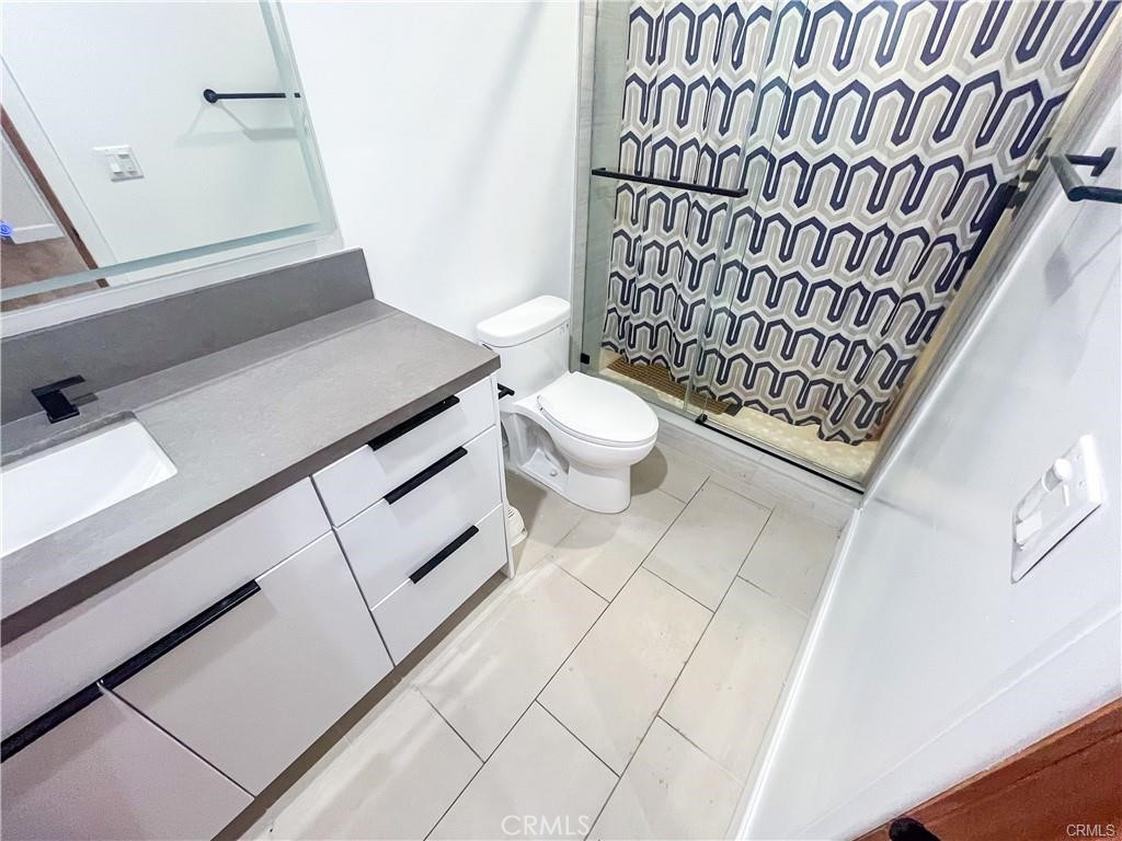 3022 1/2 Virginia Road Los Angeles, CA 90016 - Photo 14 of 18