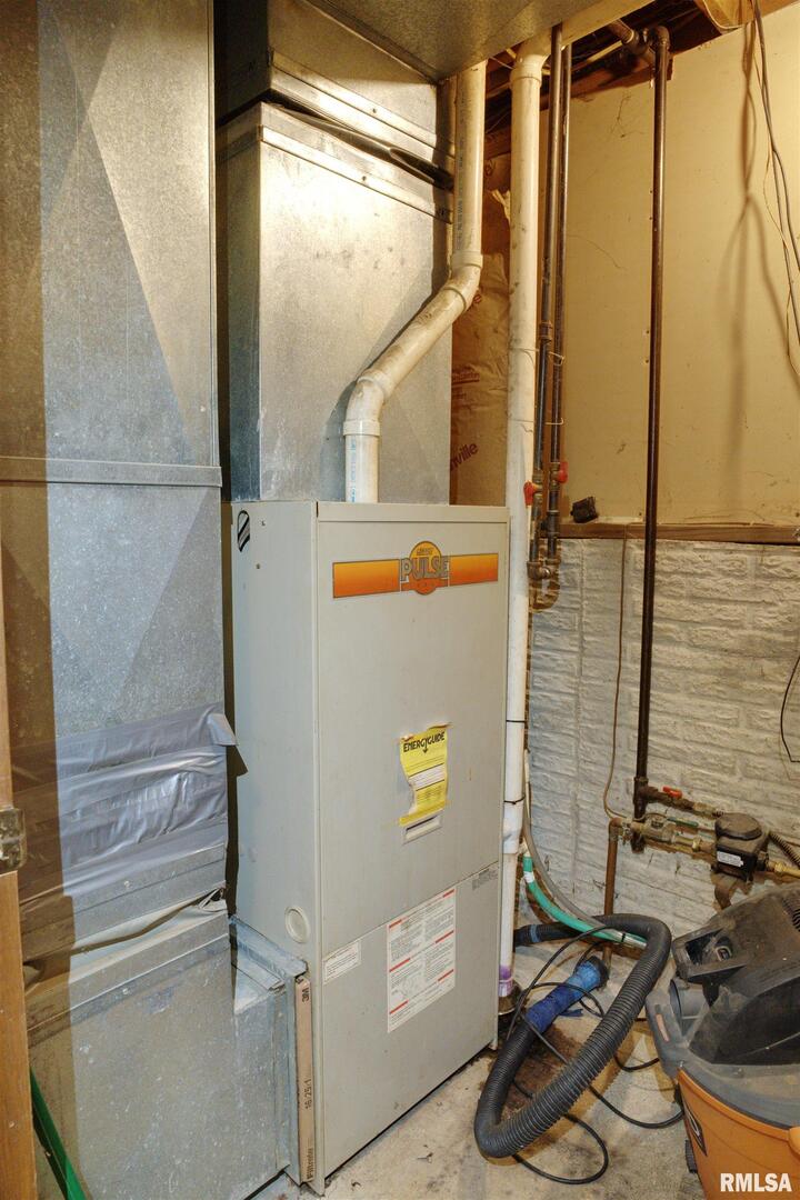 716 Tower Road Clinton, IA 52732 - Photo 20 of 24 Gallery Image 20