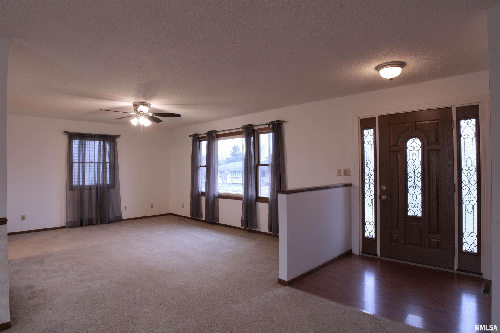 716 Tower Road Clinton, IA 52732 - Photo 6 of 24 Gallery Image 6