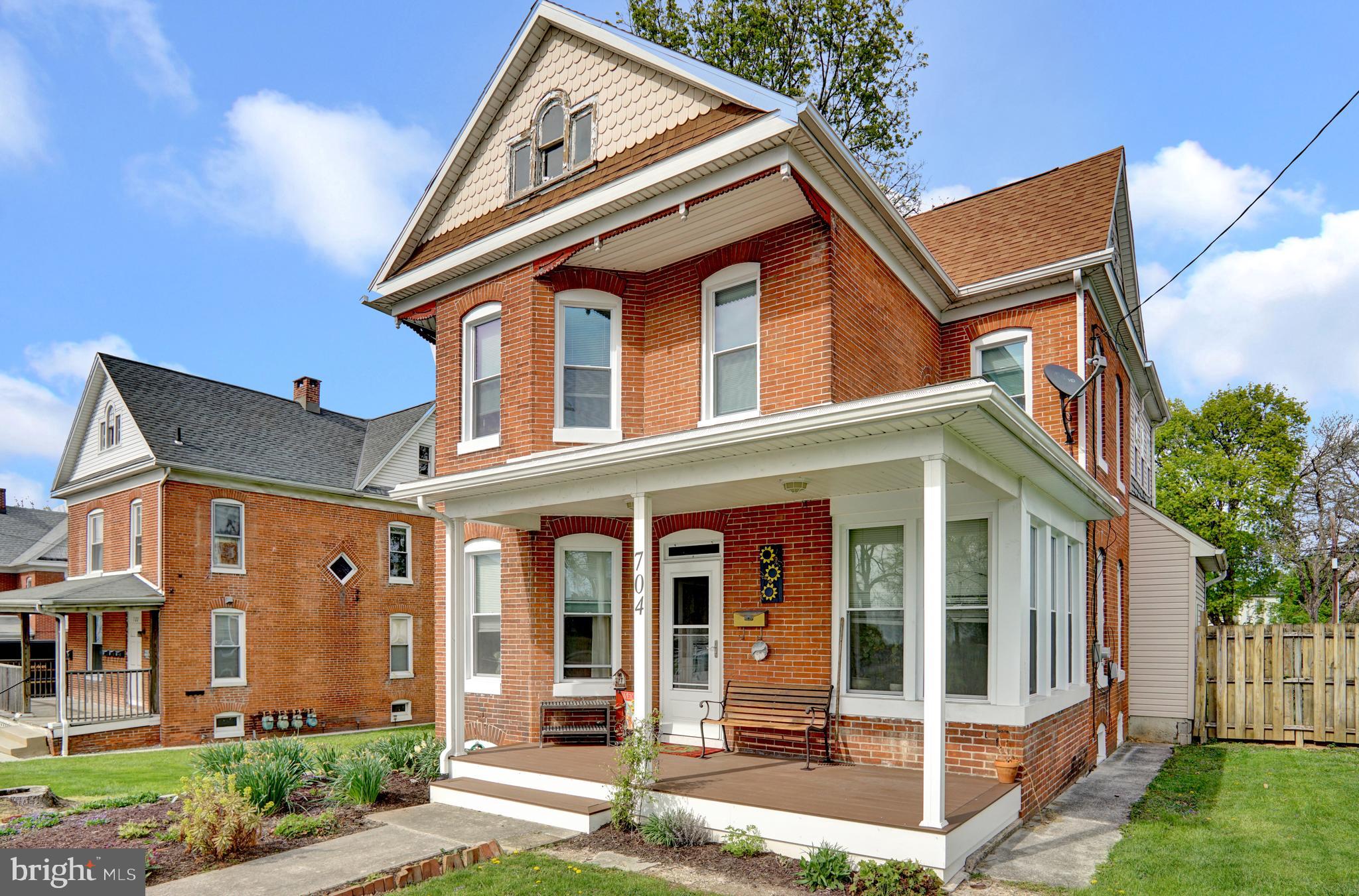 704 Baltimore Street Hanover, PA 17331 - Photo 1 of 24 Gallery Image 1