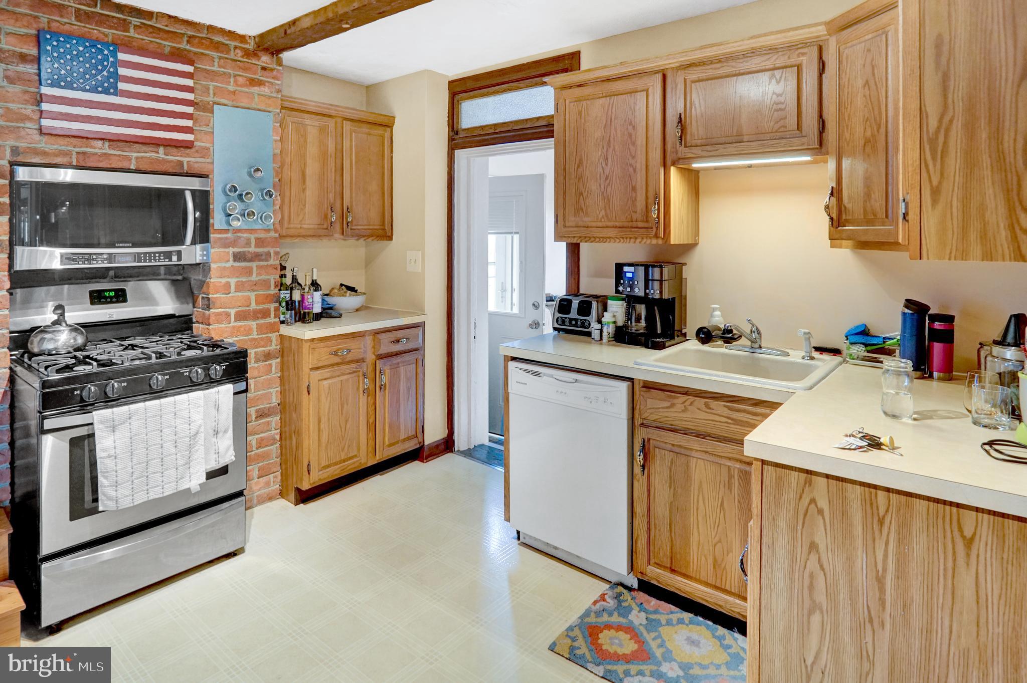 704 Baltimore Street Hanover, PA 17331 - Photo 7 of 24 Gallery Image 7