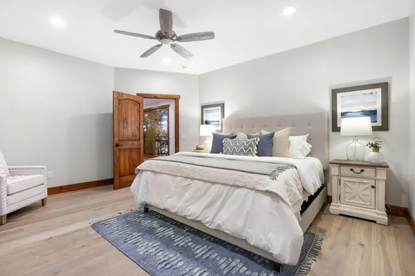 $1,195,000 | 9823 103rd Street Northwest, Annandale, MN 55302