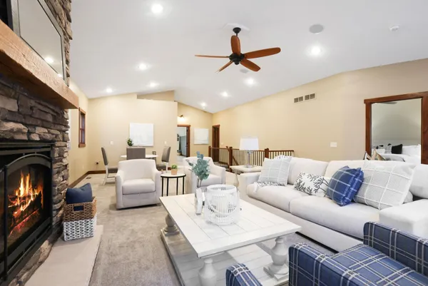 $1,195,000 | 9823 103rd Street Northwest, Annandale, MN 55302