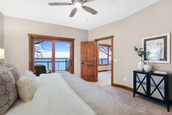 $1,195,000 | 9823 103rd Street Northwest, Annandale, MN 55302
