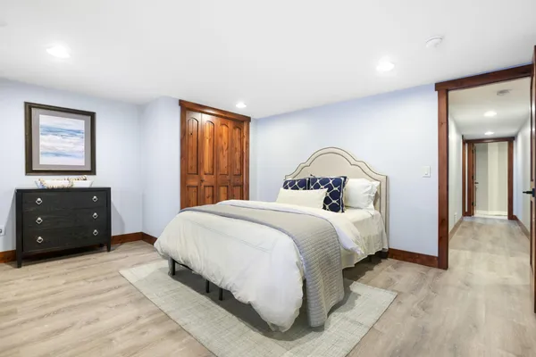 $1,195,000 | 9823 103rd Street Northwest, Annandale, MN 55302