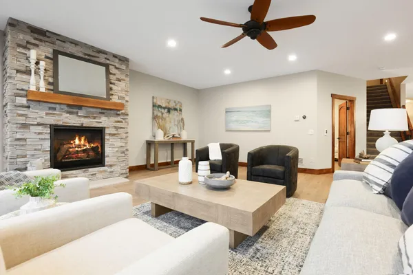 $1,195,000 | 9823 103rd Street Northwest, Annandale, MN 55302