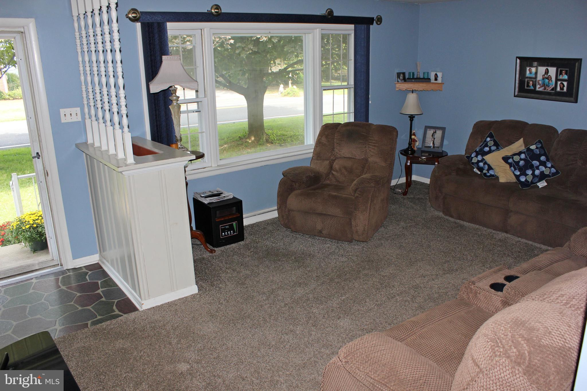 324 Owl Hill Road Lititz, PA 17543 - Photo 4 of 33