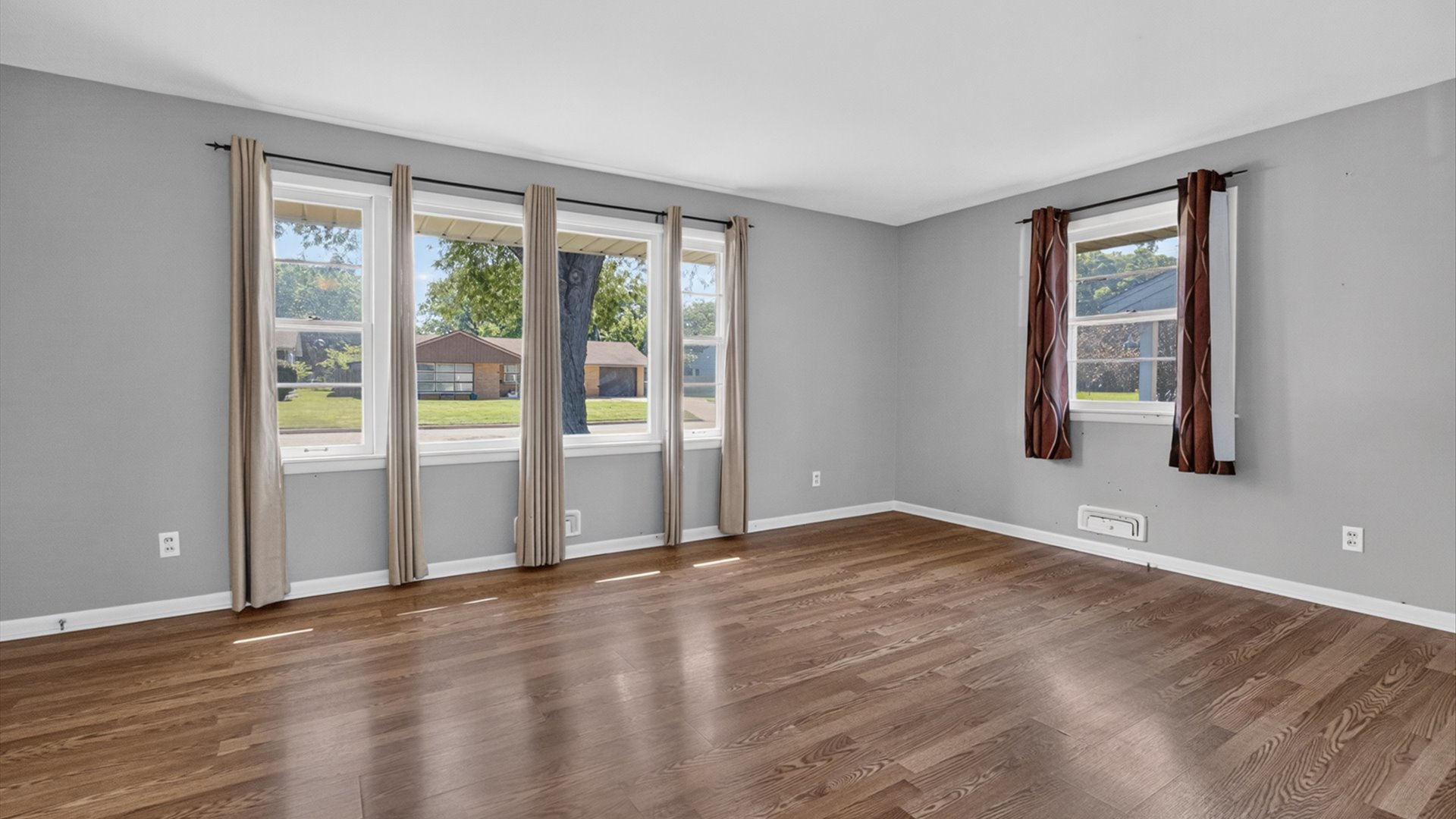 919 Vale Street Bloomington, IL 61701 - Photo 9 of 40