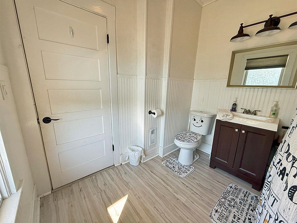 102 Brown Street Rutland, VT 05701 - Photo 16 of 33