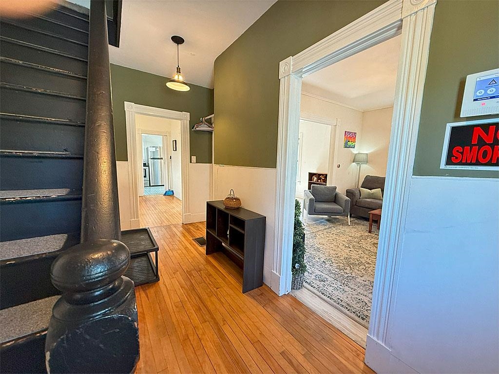 102 Brown Street Rutland, VT 05701 - Photo 3 of 33