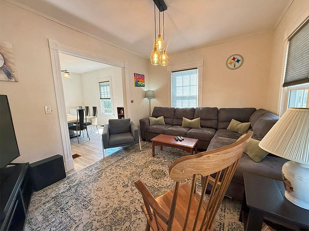 102 Brown Street Rutland, VT 05701 - Photo 4 of 33