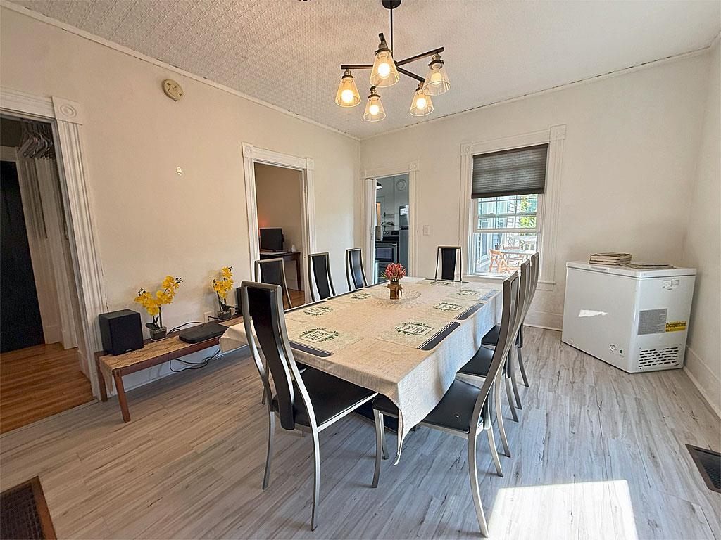 102 Brown Street Rutland, VT 05701 - Photo 7 of 33